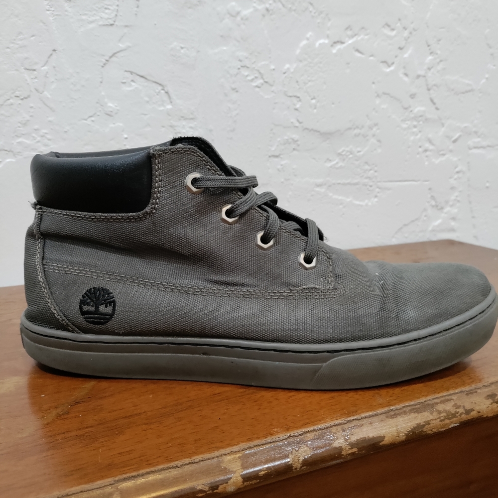 Timberland ankle high boots size 10.5 green